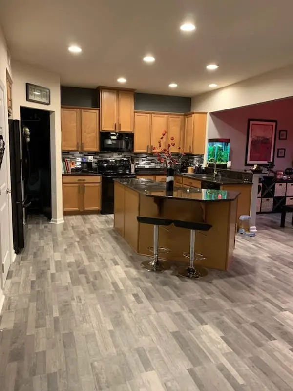 Mobile Showroom & Free In-Home Samples by Happy Feet Flooring LLC